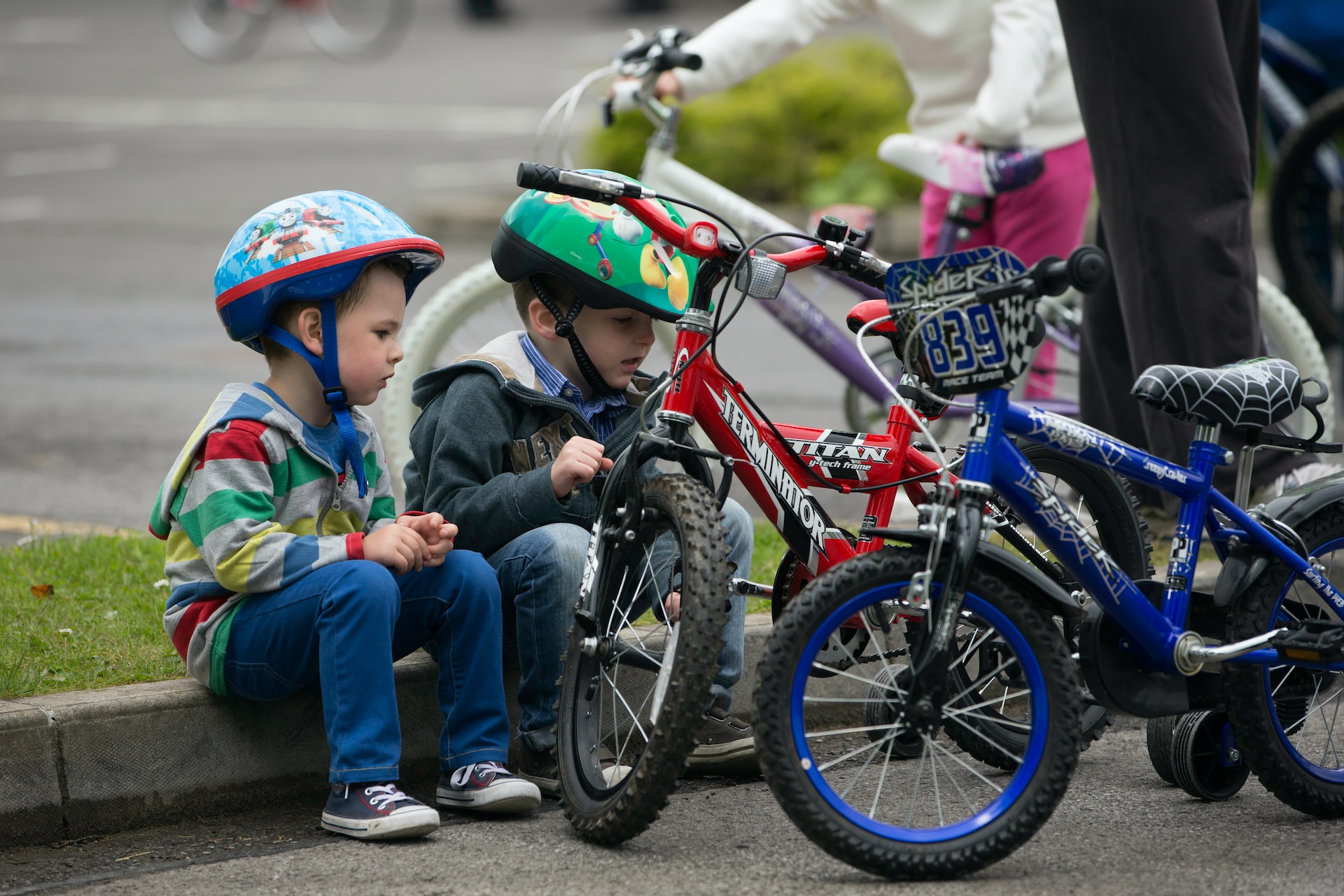 De vigtigste grunde til, at cykling er den perfekte sportsaktivitet for dine børn post thumbnail image
